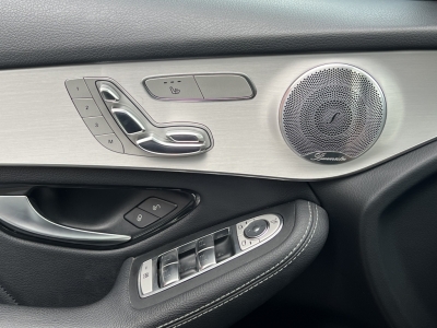 Mercedes-Benz GLC 220 4M DistronicAMG LEDER BurmestPanoHighEnd