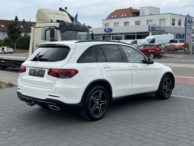 Mercedes-Benz GLC 220 4M DistronicAMG LEDER BurmestPanoHighEnd