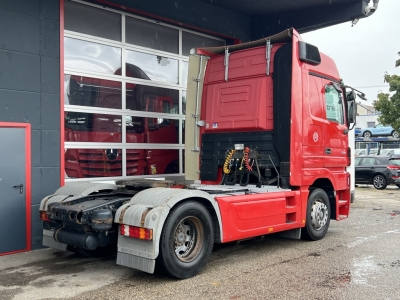 Mercedes-Benz Actros 1841 MP2 Klima Retarder Kühlbox EPS+Pedal