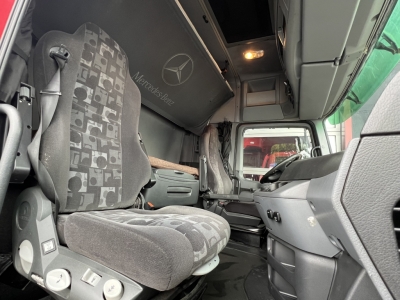 Mercedes-Benz Actros 1841 MP2 Klima Retarder Kühlbox EPS+Pedal