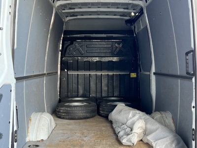 IVECO Daily 35S17 Hi-Matic Klima Tempomat Navi Kamera