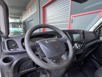 IVECO Daily 35S17 Hi-Matic Klima Tempomat Navi Kamera