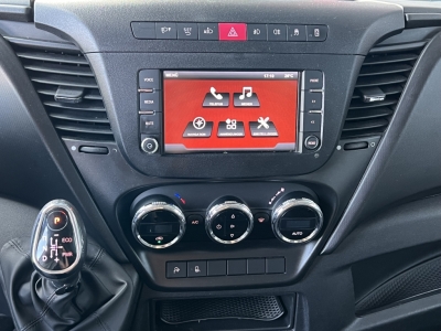 IVECO Daily 35S17 Hi-Matic Klima Tempomat Navi Kamera