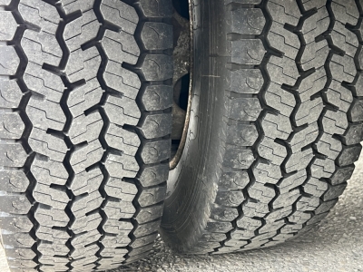 IVECO EuroCargo ML100E18 5,7m 2x Rolltor re. Tempomat