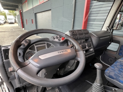 IVECO EuroCargo ML100E18 5,7m 2x Rolltor re. Tempomat