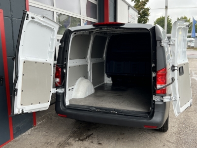 Mercedes-Benz Vito 110 CDI Lang Klima 3-Sitzer Heckflügeltüren
