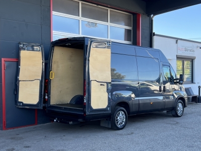IVECO Daily 35S16 HiMatic Klimaaut. NAVI ACC-Tempomat
