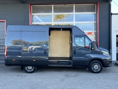 IVECO Daily 35S16 HiMatic Klimaaut. NAVI ACC-Tempomat