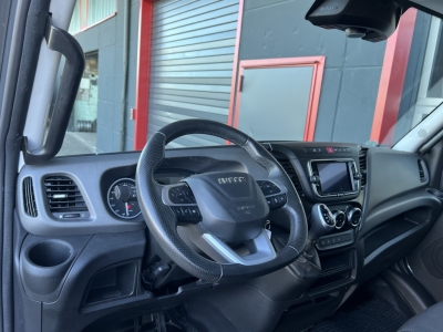 IVECO Daily 35S16 HiMatic Klimaaut. NAVI ACC-Tempomat