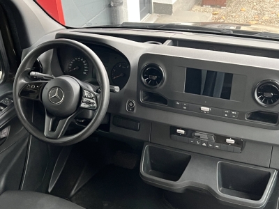 Mercedes-Benz Sprinter 315 CDI  Automatik UPS-Integralkoffer