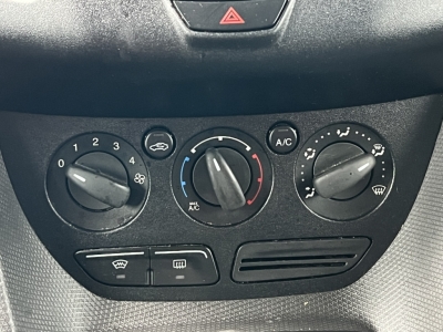 Ford Transit Connect Trend Klima Parkpilotsystem AHK 