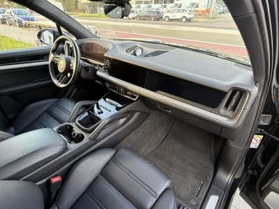 Porsche Cayenne S E-Hybrid InnoDrive HA-Lenk PDCC Burmes