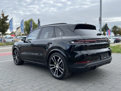 Porsche Cayenne S E-Hybrid InnoDrive HA-Lenk PDCC Burmes