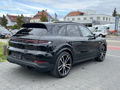 Porsche Cayenne S E-Hybrid InnoDrive HA-Lenk PDCC Burmes