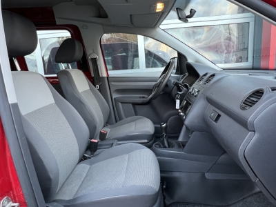 VW Caddy 1.6 TDI 7-Sitzer Klima Navi 2x Schiebetür