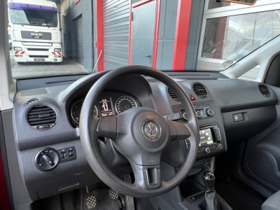 VW Caddy 1.6 TDI 7-Sitzer Klima Navi 2x Schiebetür