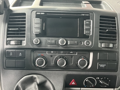 VW T5 Kombi 2,0 TDI BlueMotion Klima 9-Sitzer