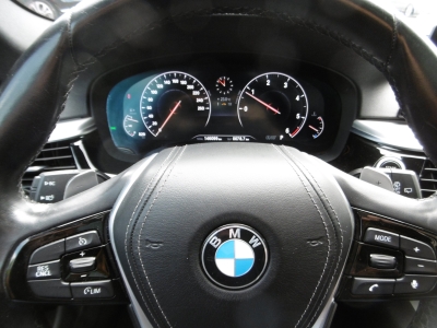 BMW 520 dA Touring Sport Line HUD LED Leder Nav Pano