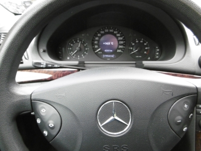 Mercedes-Benz E 200 Kompressor 