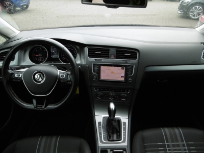 VW Golf Variant 2.0TDi Aut. Lounge Nav Xen Pano PDC