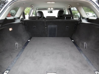 Toyota Avensis 2.0 D-4D Combi Life Navi Kamera PDC AHK