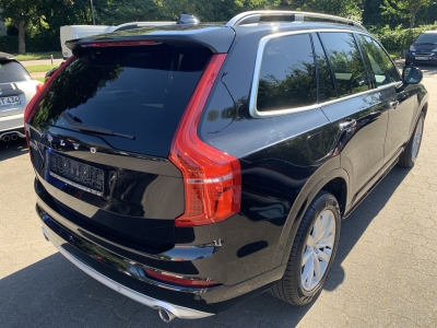 Volvo XC90 Momentum Xenium/Winter Pak. Top-Ausstattung