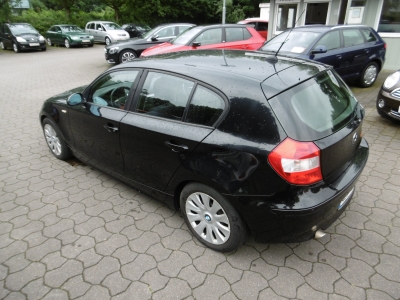 BMW 120 d Klima EGSD Sportsitze/-fahrwerk Tempo. PDC