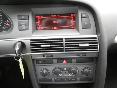 Audi A6 2.4 Tempomat Klimaaut.,HIFI PDC 1.Hand