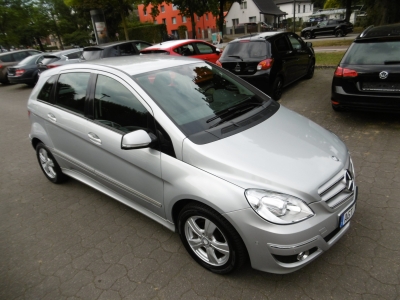 Mercedes-Benz B 180 CDI Aut.,Klima Nav Sitzheiz. Tempomat PDC