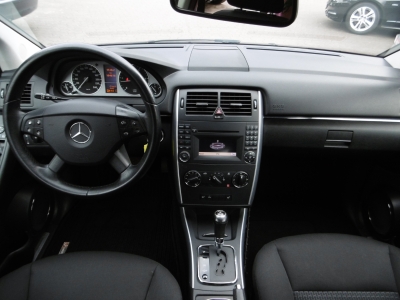 Mercedes-Benz B 180 CDI Aut.,Klima Nav Sitzheiz. Tempomat PDC