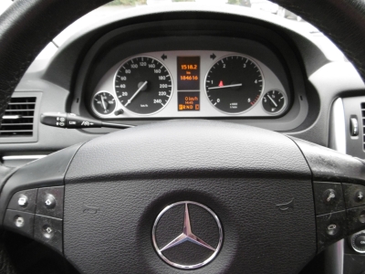 Mercedes-Benz B 180 CDI Aut.,Klima Nav Sitzheiz. Tempomat PDC