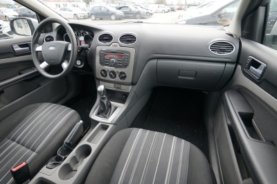 Ford Focus Turnier 1.6 TDCi DPF |Bluetooth| |Klima|