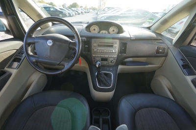 Lancia Musa 1.4 16V Platino |Tempomat| |HU: NEU| |Pano|
