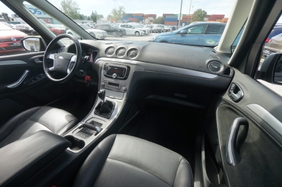 Ford Galaxy 2.0 TDCi Trend |7-Sitzer| |Leder| |AHK|