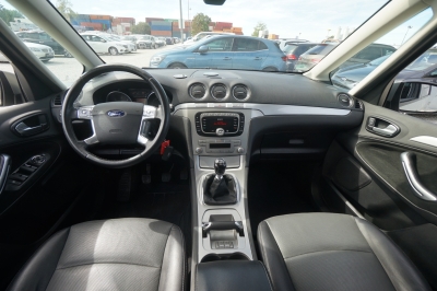 Ford Galaxy 2.0 TDCi Trend |7-Sitzer| |Leder| |AHK|