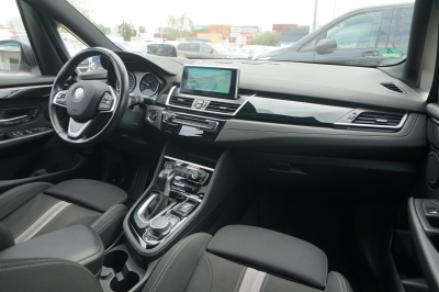 BMW 218d Gran Tourer Sport Line Aut. |Allwetter| 