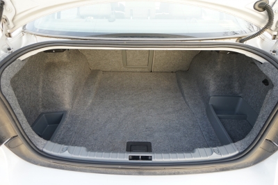 BMW 318i Lim. Automatik |PDC| |Tempomat| |Insp.NEU|