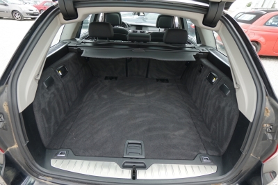 BMW 520d Touring |Panorama| |Bi-Xenon| |PDC vo+hi|