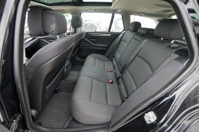 BMW 520d Touring |Panorama| |Bi-Xenon| |PDC vo+hi|