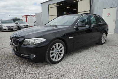 BMW 520d Touring |Panorama| |Bi-Xenon| |PDC vo+hi|