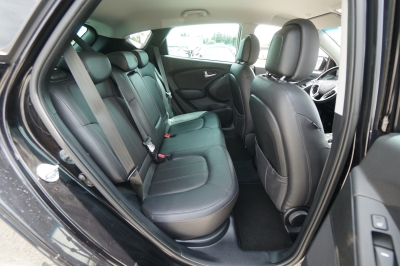 Hyundai ix35 2.0 CRDi Style AWD |Leder| Navi| Bi-Xenon|