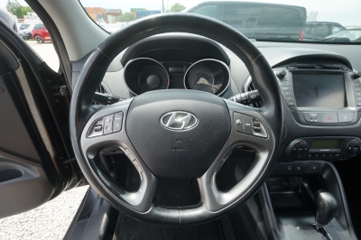 Hyundai ix35 2.0 CRDi Style AWD |Leder| Navi| Bi-Xenon|