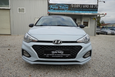 Hyundai i20 1.0 T-GDi YES! Plus |1.Hand| |Camera| |Navi|