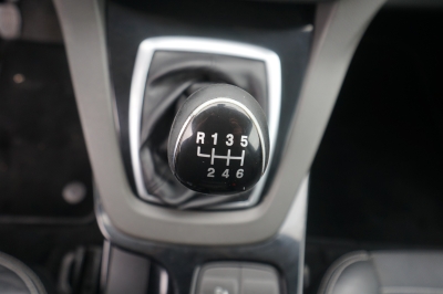 Ford Kuga 2.0 TDCi Titanium 4x4 |8-fach Aluräder|