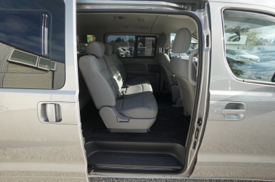 Hyundai H-1 2.5 CRDi Travel Trend Automatik |8-Sitzer|