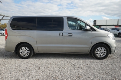 Hyundai H-1 2.5 CRDi Travel Trend Automatik |8-Sitzer|