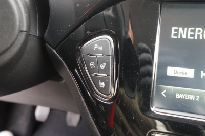 Opel Corsa E 1.4 Innovation |KD lückenlos| |Bi-Xenon|