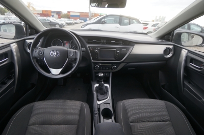 Toyota Auris 1.6 Life+ |8-fach bereift| |Kamera| |AHK|