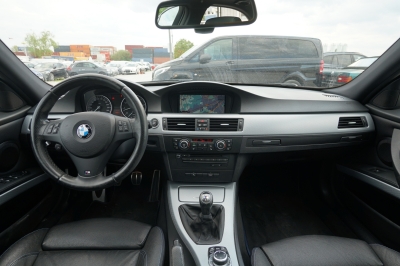BMW 320i M Sport |Keyless| |Leder| |GlasSchiebed.|