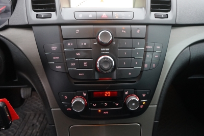 Opel Insignia Sprots Tourer 2.0 CDTi Edition |AHK|